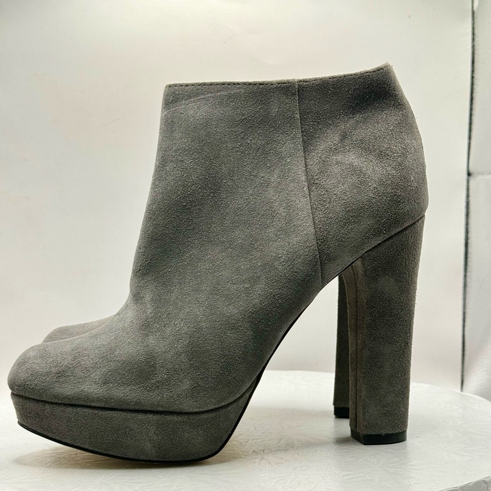 EUC Michael Michael Kors Grey Suede Platform Block‎ Heel Booties Size 8.5 - Picture 4 of 12